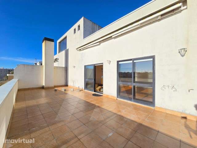 Apartamento T2 com vistas panorâmicas, localizado na Forca! - Grande imagem: 3/22