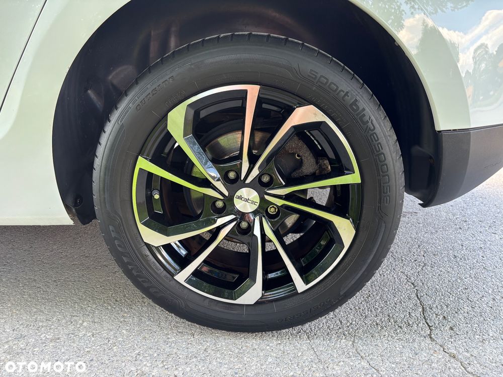 Renault Megane ENERGY TCe 130 Start & Stop LIMITED - 22