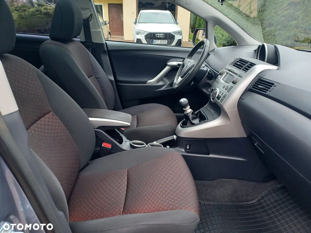 Toyota Verso 1.6 Edition - 17
