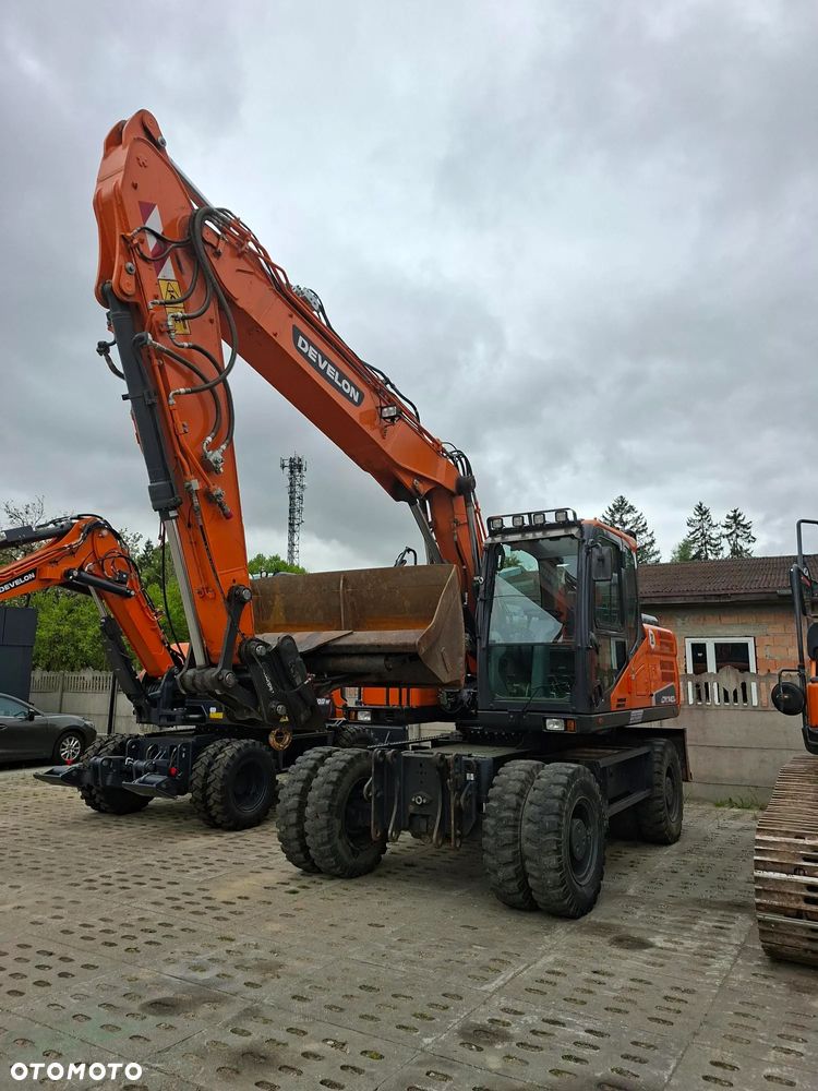 Doosan DX140W-5 - 2