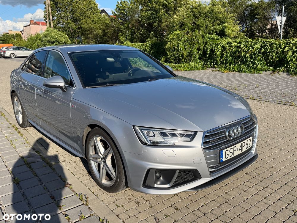 Audi A4 Limousine 45 TFSI Quattro S tronic - 1