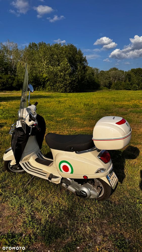 Vespa Primavera - 4