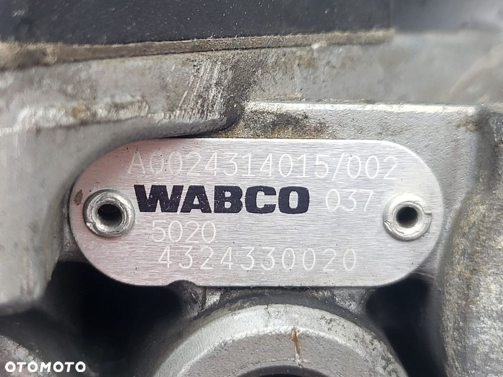 A0024314015  002 WABCO 4324330020 Zawor Osuszacz Powietrza Podstawa Osuszacza WABCO 4324330020 Mercedes - 2