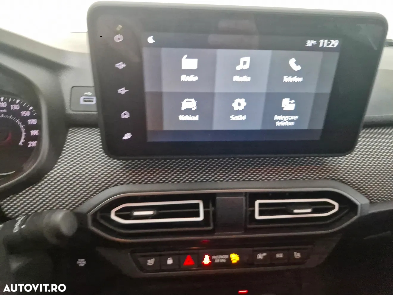 Dacia Logan TCe 90 CVT Journey - 14