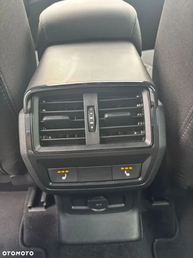 Skoda Karoq 1.5 TSI ACT Sportline DSG - 16