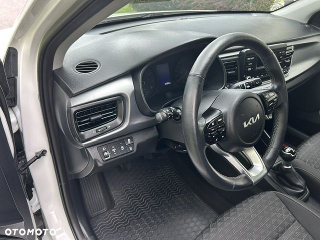 Kia Rio 1.2 Vision - 18