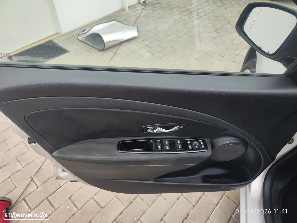 Renault Mégane 1.5 dCi Dynamique - 19