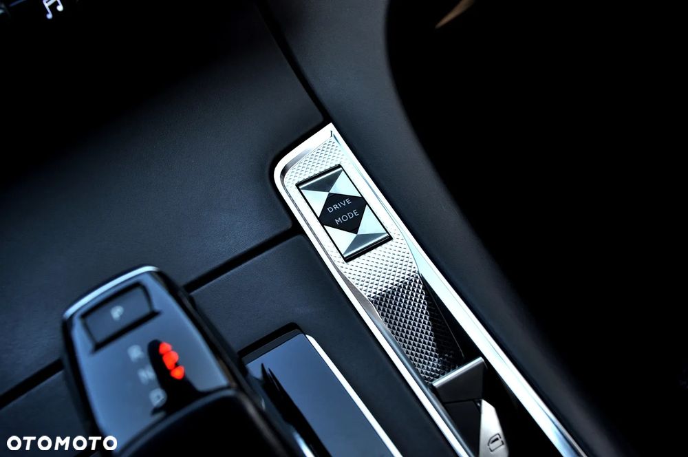 DS Automobiles DS 7 Crossback 1.6 PureTech Rivoli - 29