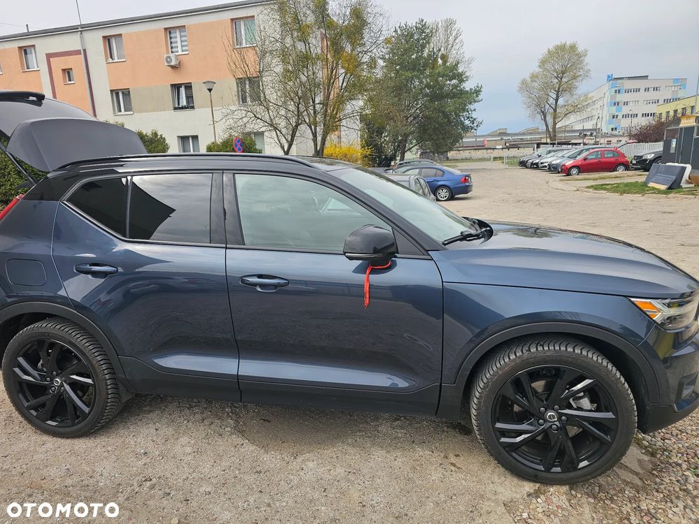 Volvo XC 40 T5 AWD R-Design - 2