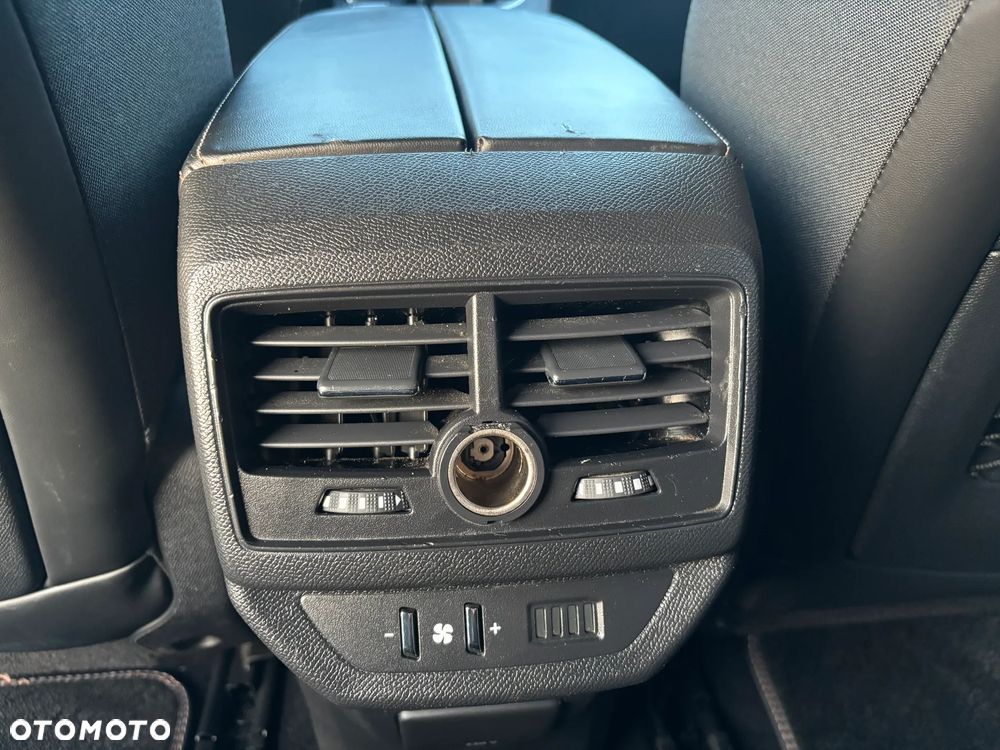 Peugeot 5008 BlueHDi 180 EAT6 GT - 22
