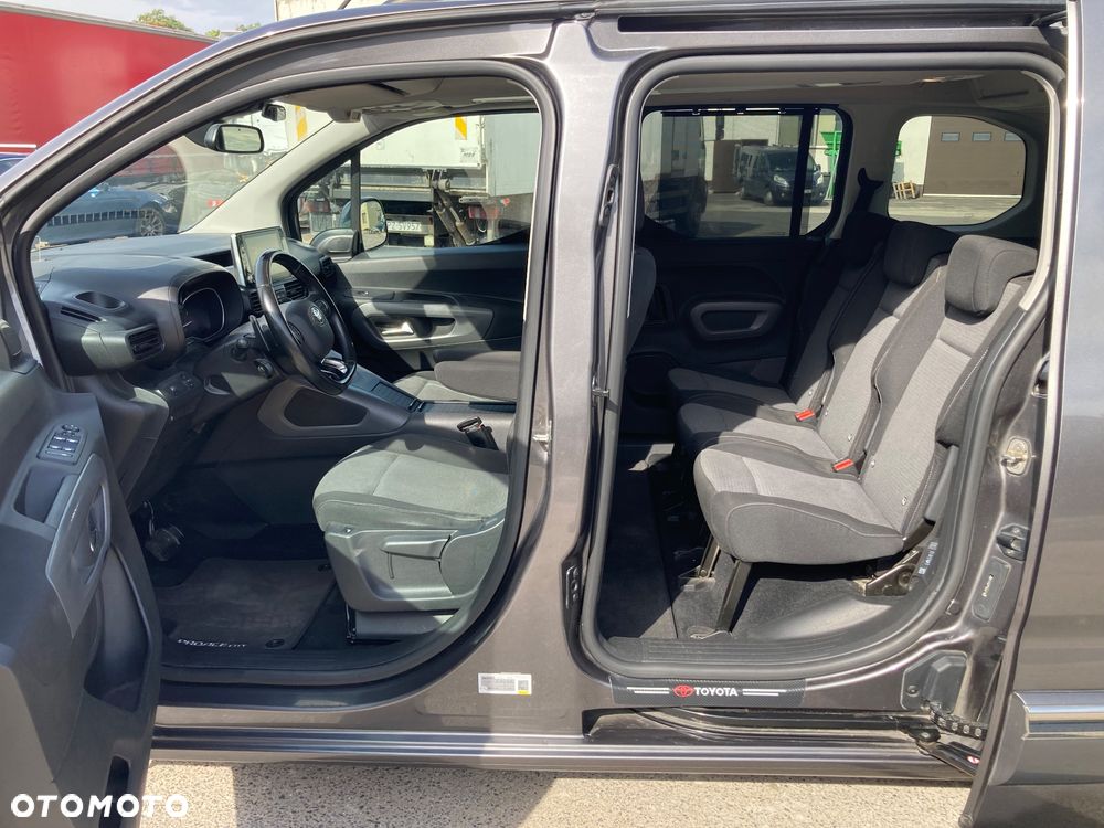 Toyota Proace City Verso 1.5 D-4D Business - 3