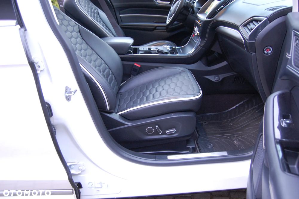 Ford Edge 2.0 EcoBlue Bi-Turbo 4x4 Vignale - 6