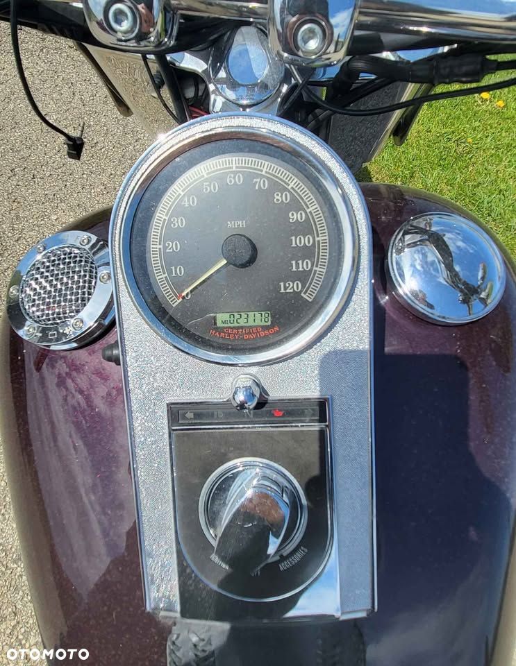 Harley-Davidson Softail Fat Boy - 38