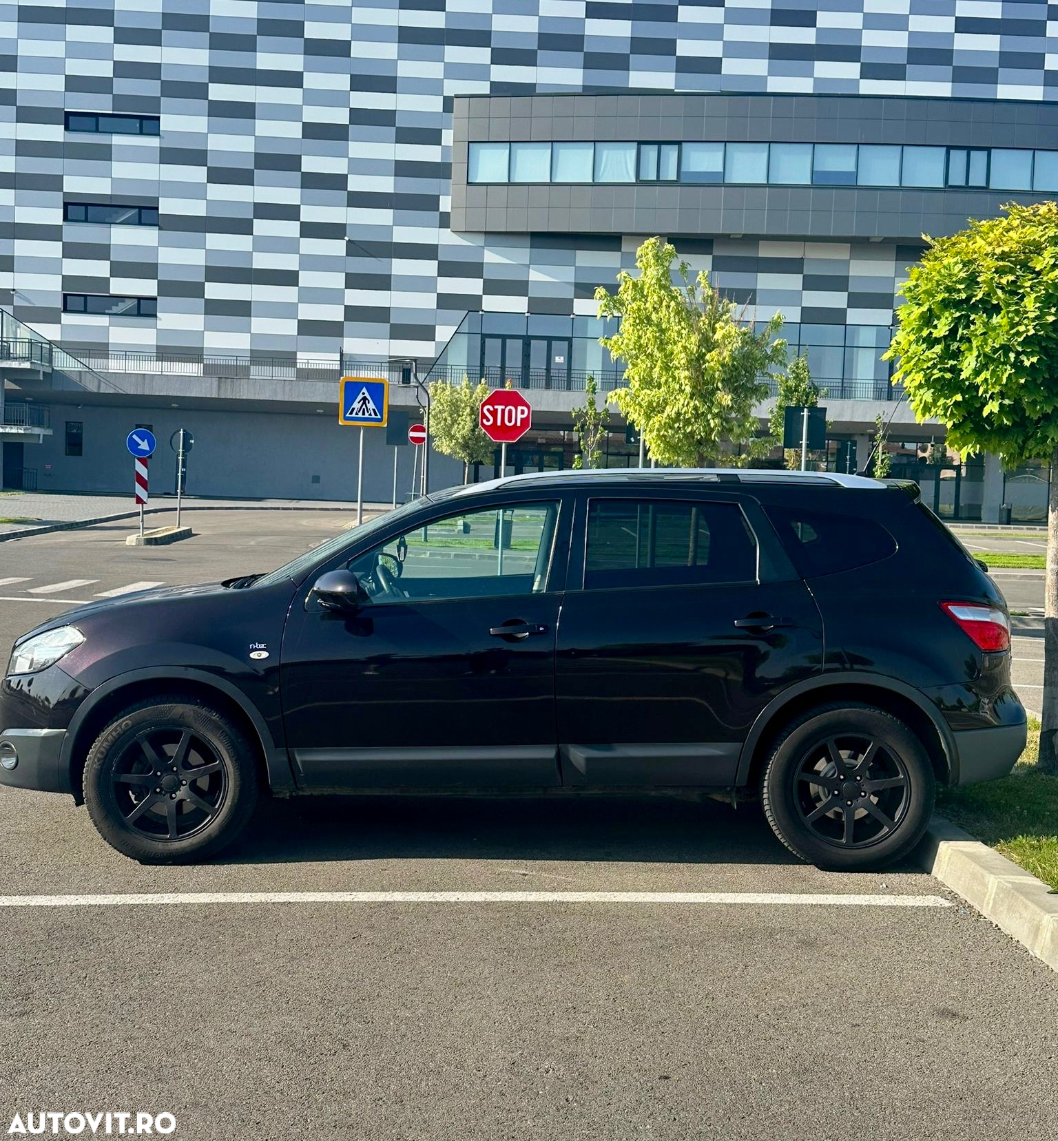 Nissan Qashqai+2 - 4