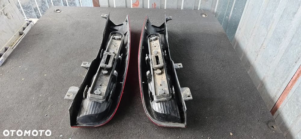 Lampa tylna lewa prawa tył Mercedes Vito II lift W639 - 4