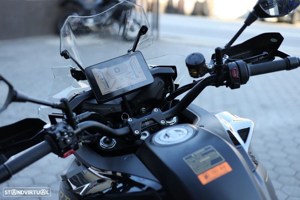 QJ Motor SRT 900SX - 9