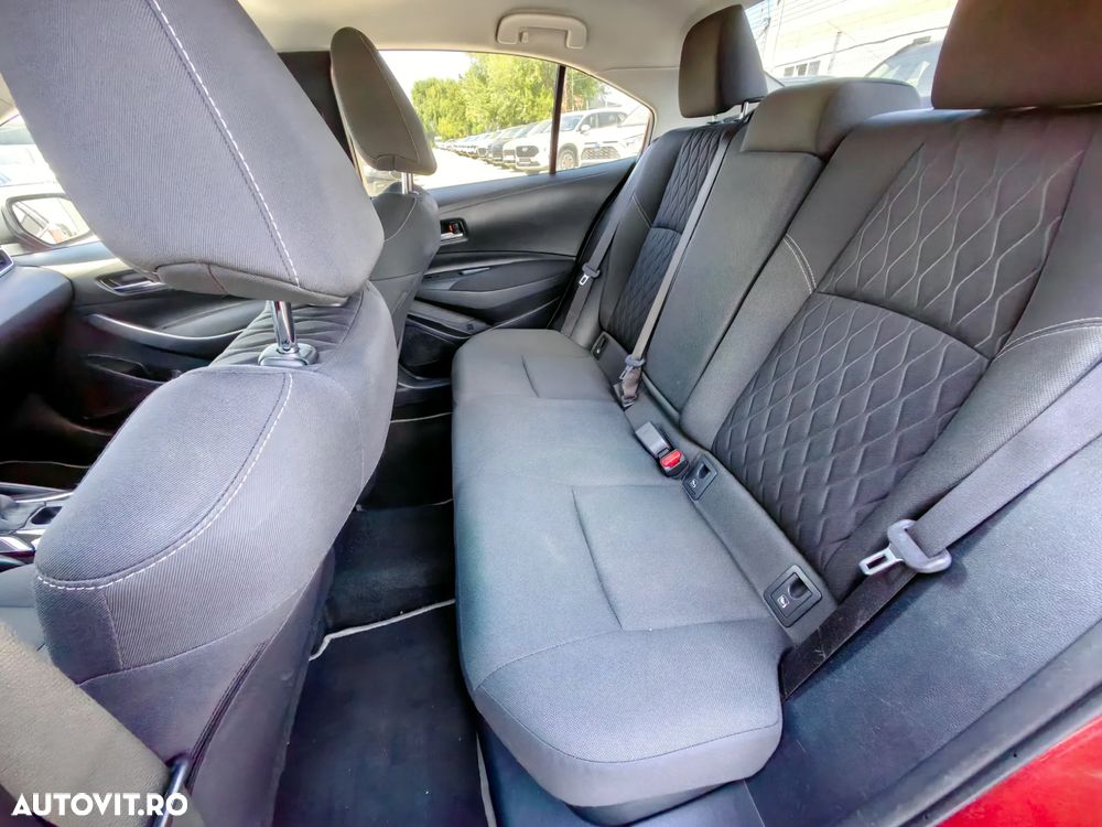 Toyota Corolla 1.8 HSD Dynamic - 9