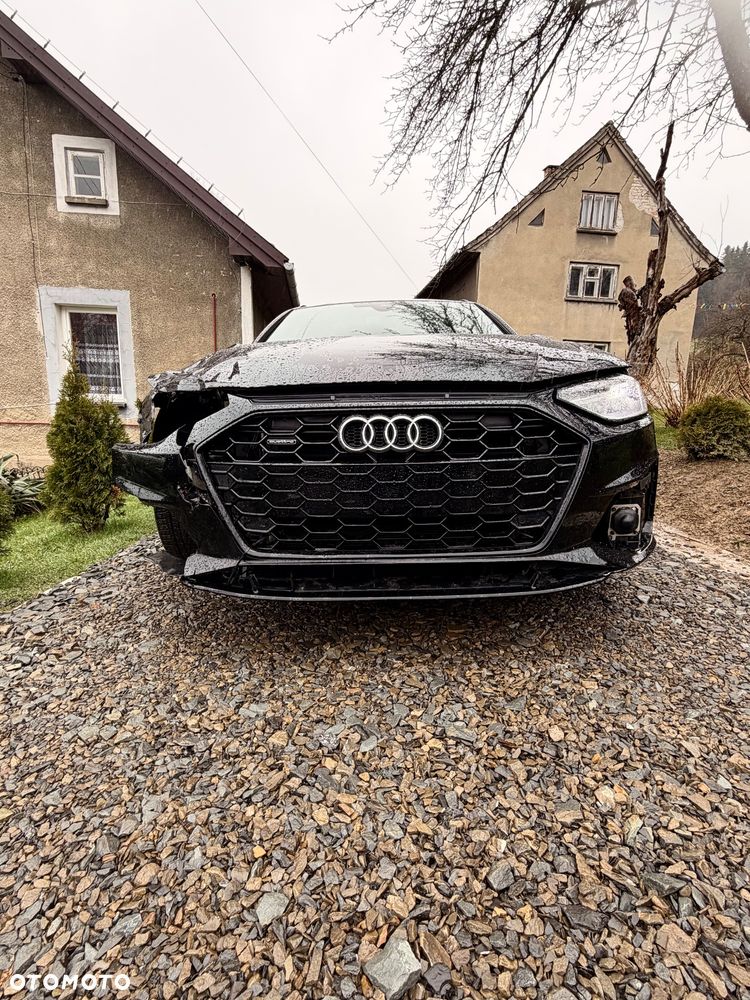 Audi A4 Avant 40 TDI quattro S tronic S line - 8