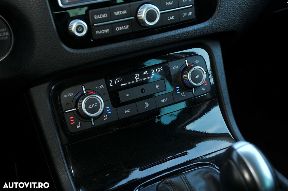 Volkswagen Touareg - 13