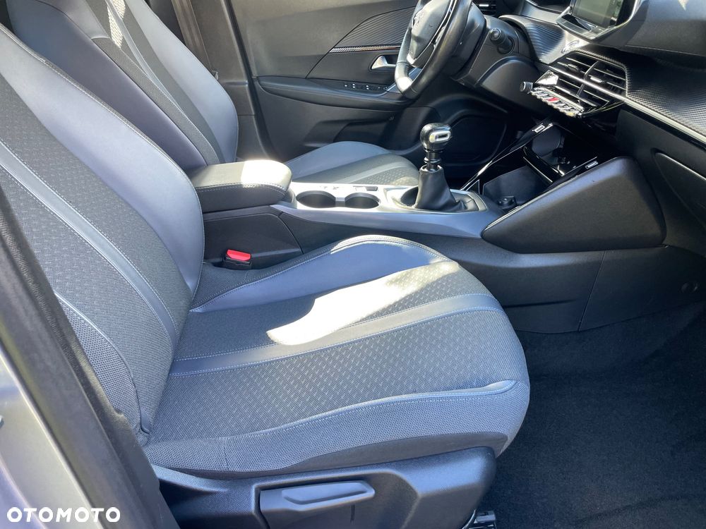 Peugeot 2008 BlueHDi 100 STOP & START Allure - 18