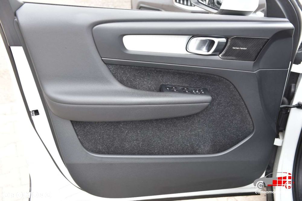 Volvo XC 40 - 15
