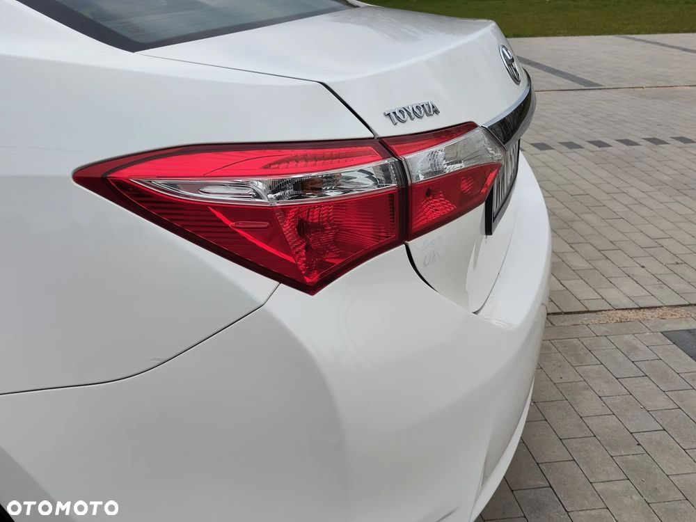 Toyota Corolla 1.6 Comfort - 32