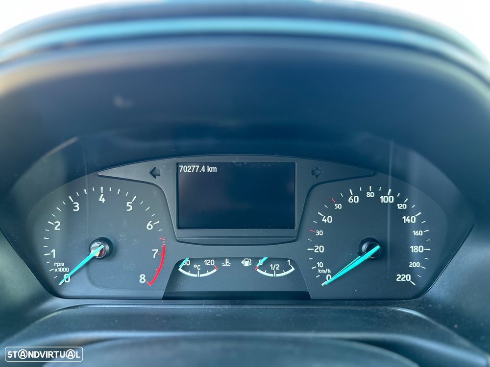 Ford Fiesta 1.0 EcoBoost S&S Titanium - 11