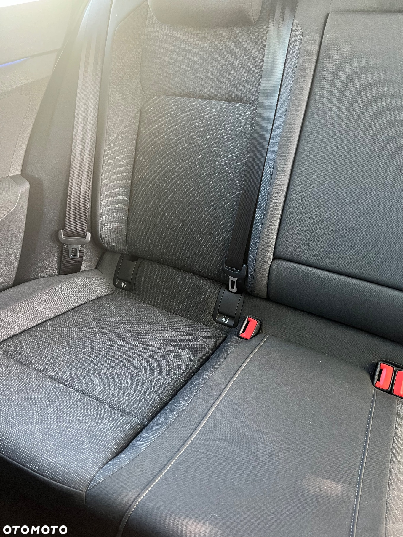 Volkswagen Golf VIII 1.5 eTSI EVO Active DSG - 24
