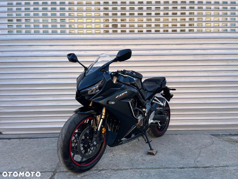 Honda CBR - 27