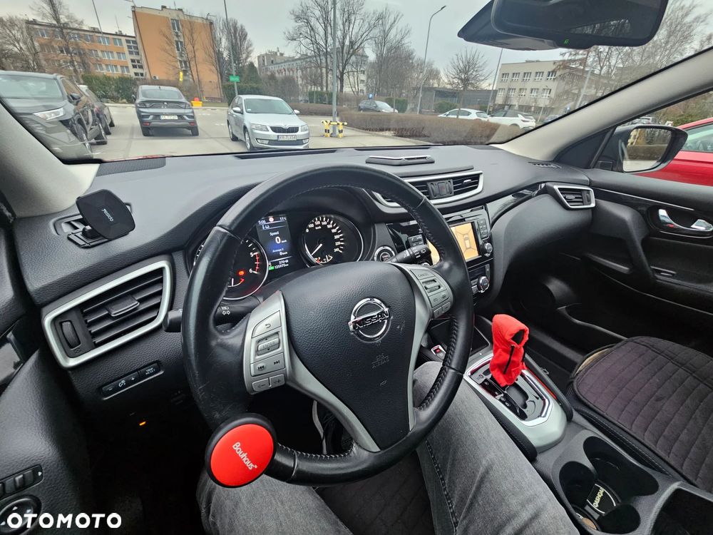 Nissan Qashqai 1.6 dCi Xtronic TEKNA+ - 17