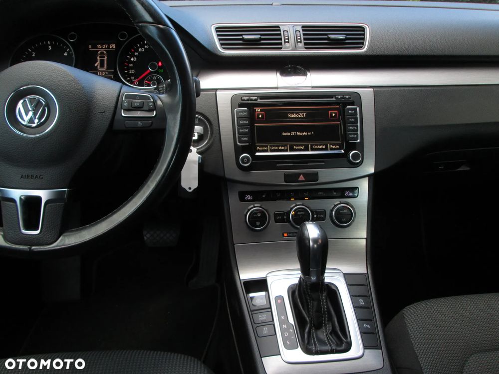 Volkswagen Passat Variant 2.0 TDI DSG BlueMotion Technology Business Edition - 11