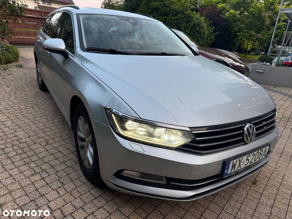 Volkswagen Passat 2.0 TDI SCR DSG Comfortline - 5
