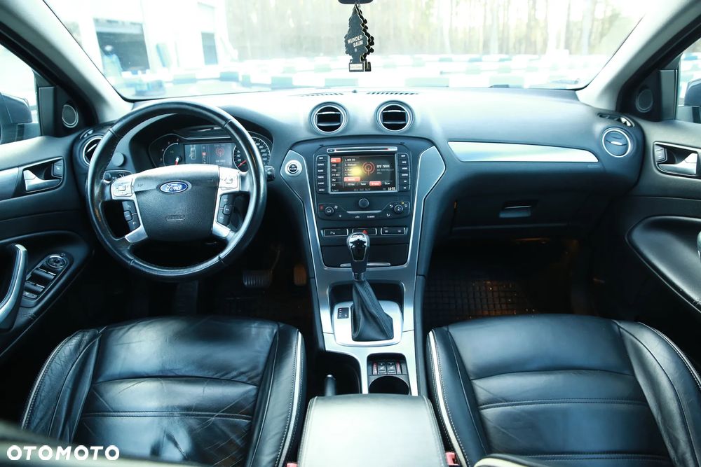 Ford Mondeo 2.0 TDCi Titanium - 16