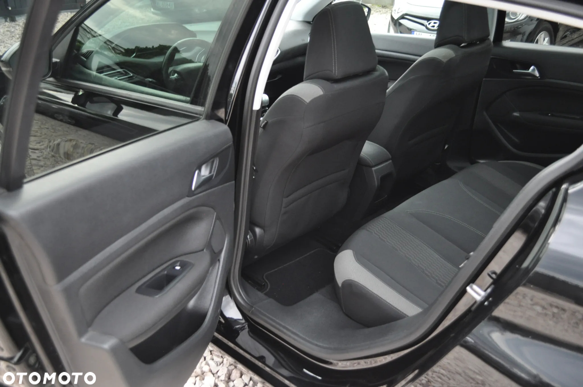 Peugeot 308 1.2 PureTech Style S&S - 19