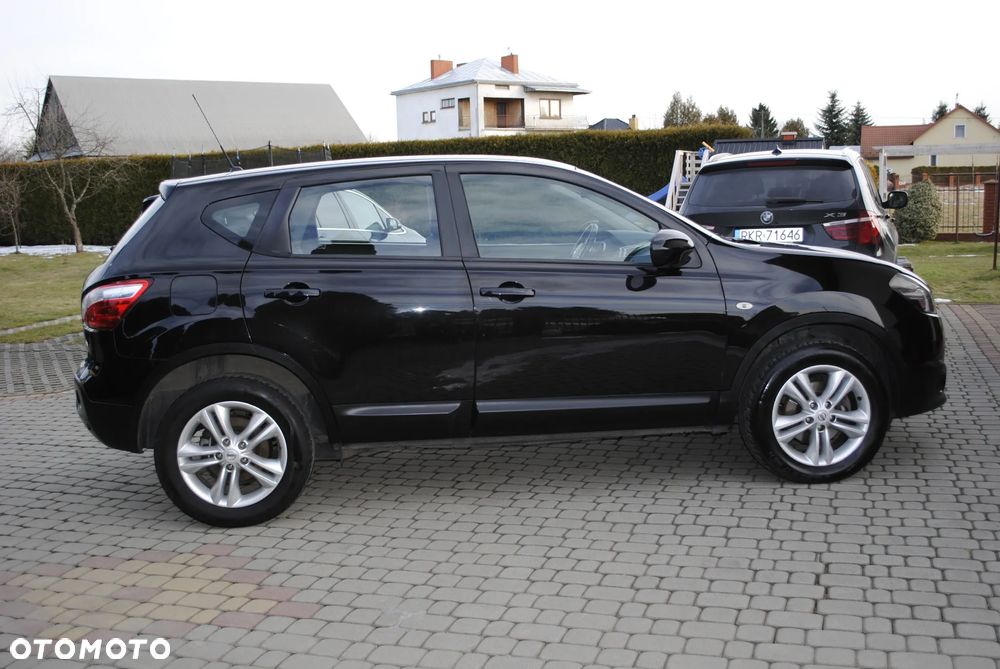Nissan Qashqai 1.5 dCi Tekna+ - 8