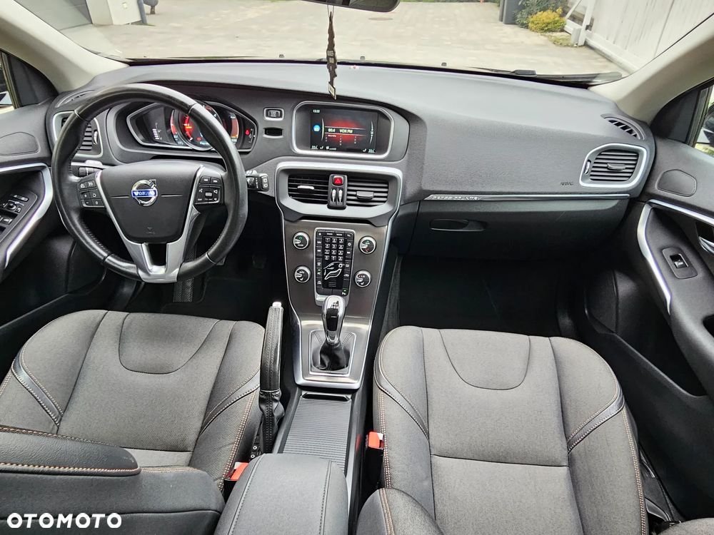 Volvo V40 Cross Country D3 Drive-E Kinetic - 25