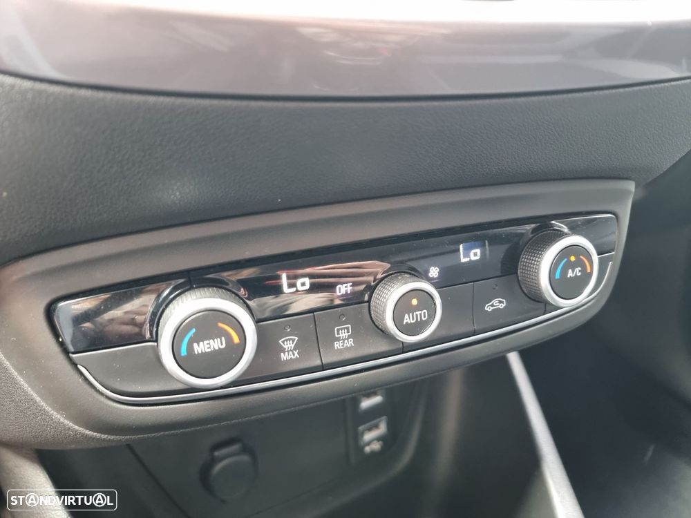 Opel Crossland X - 10