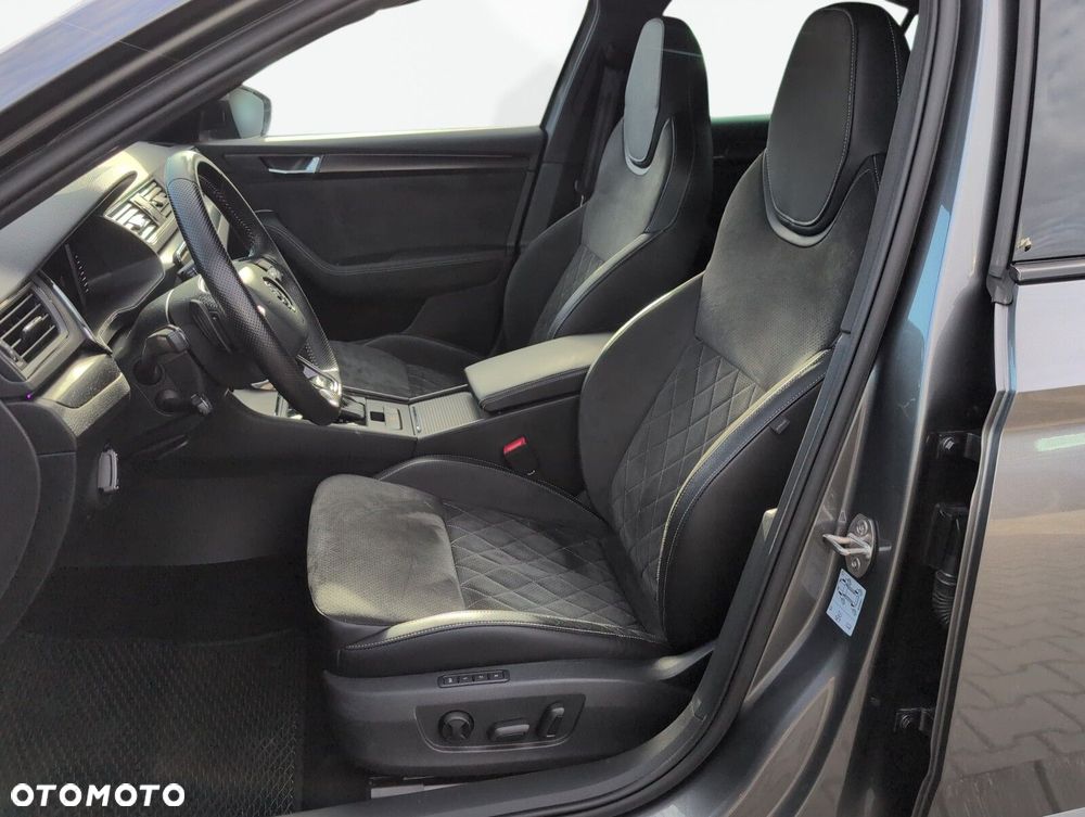 Skoda Superb 2.0 TSI Sportline DSG - 19