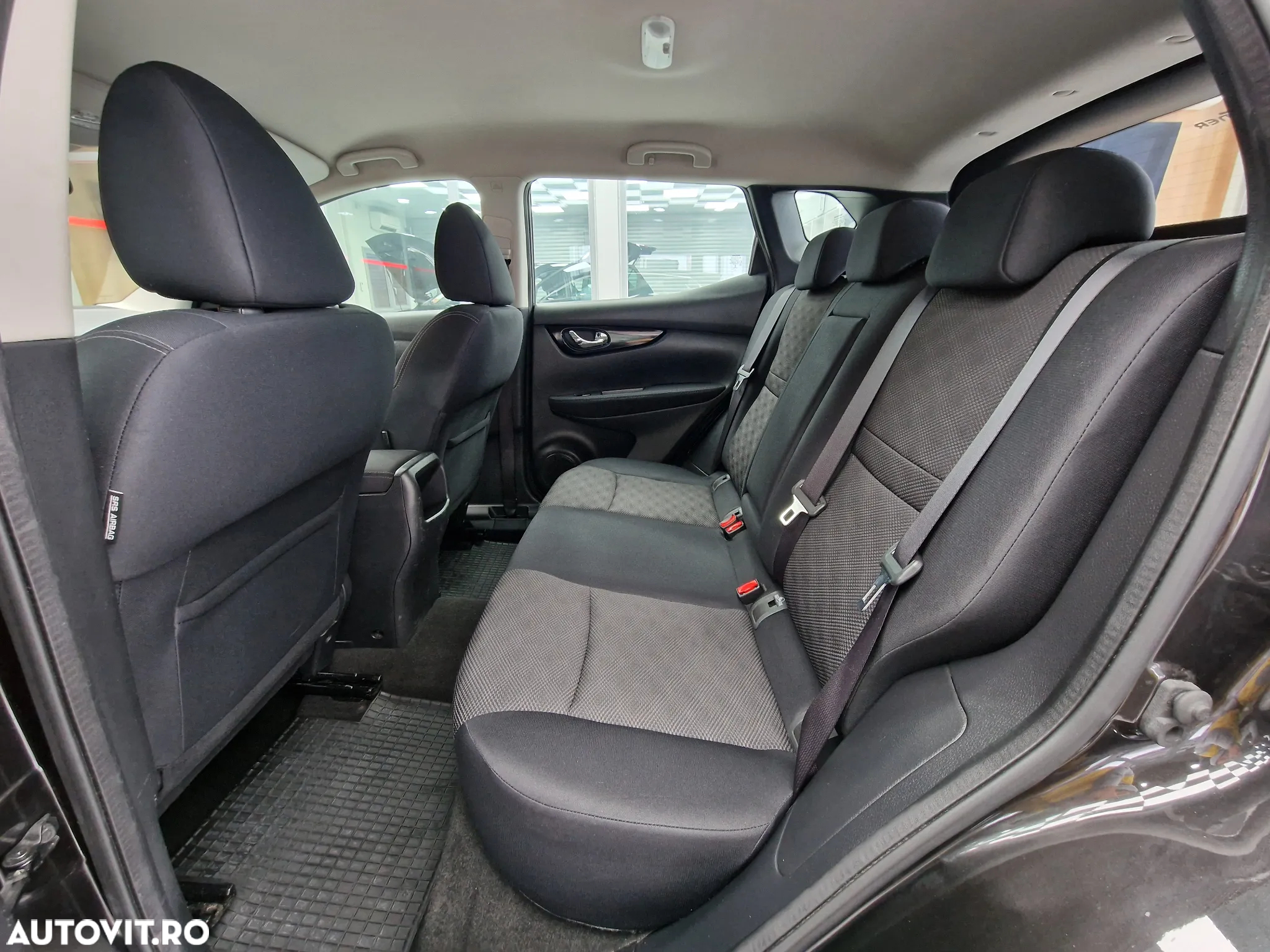 Nissan Qashqai 1.6 DCI Start/Stop X-TRONIC N-Connecta - 7