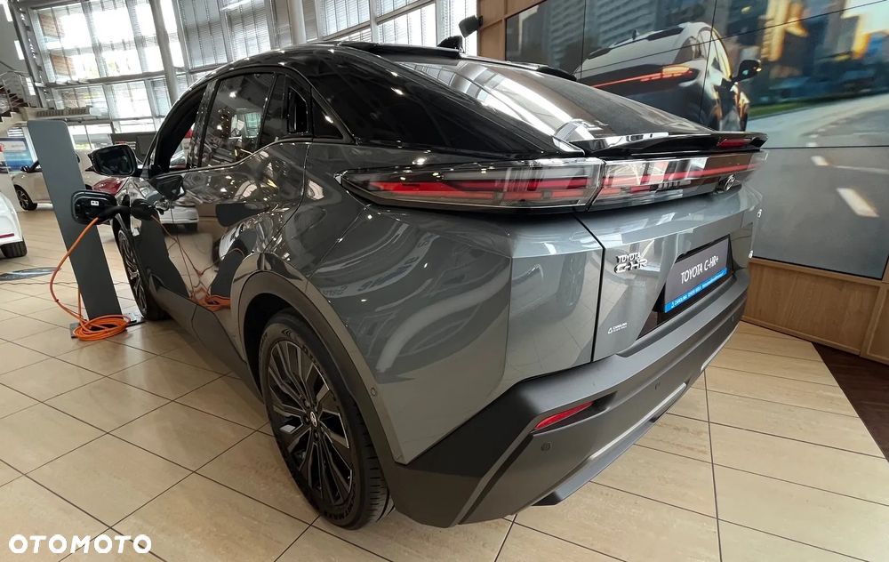 Toyota C-HR+ 77kWh 4x4 Executive - 6
