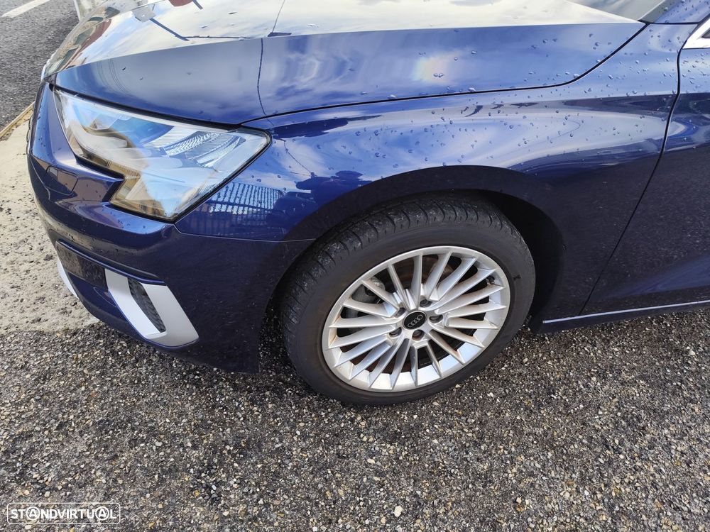 Audi A3 Sportback 30 TFSI Advanced S tronic - 5