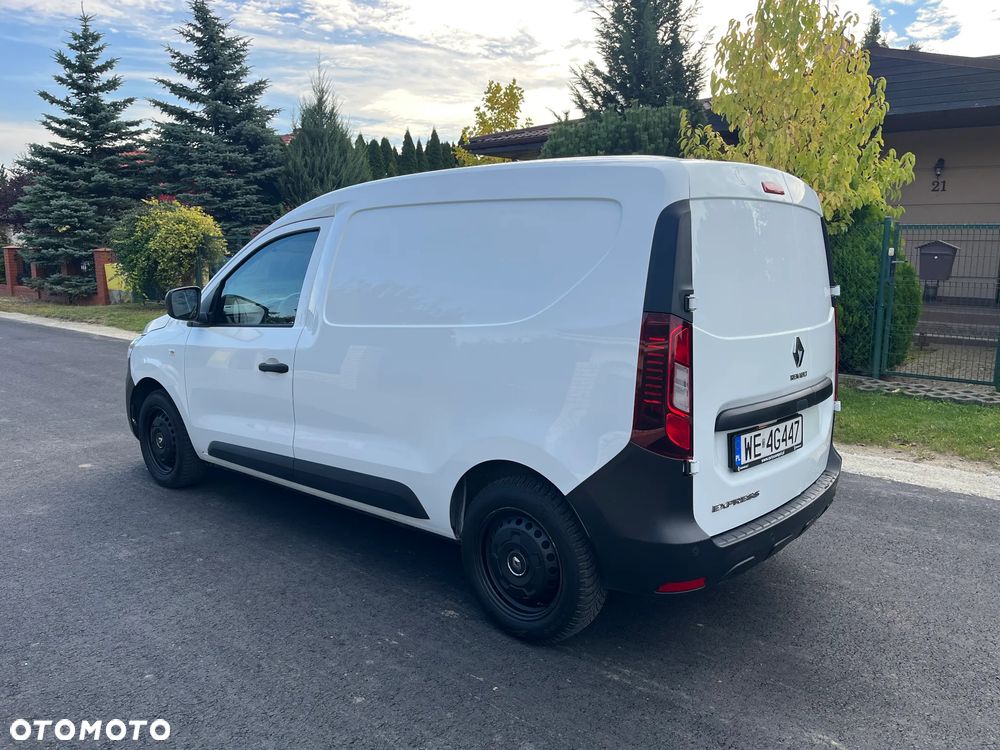Renault Express - 18