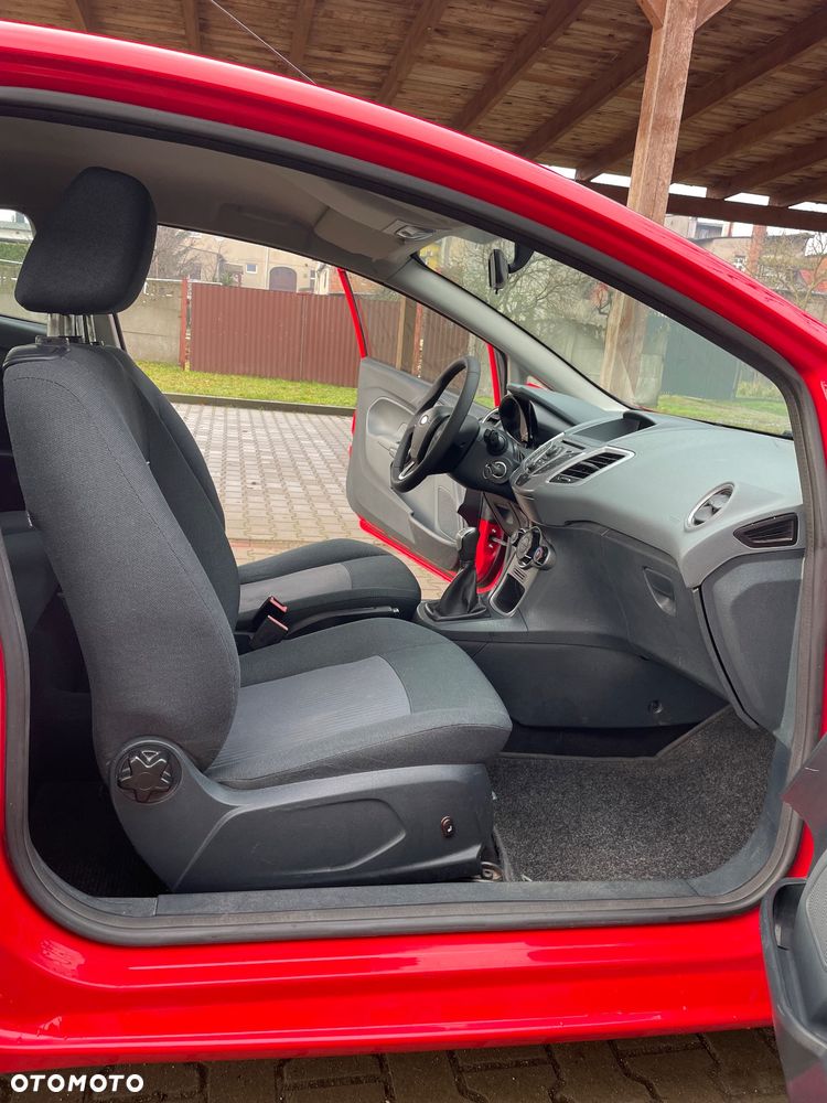 Ford Fiesta 1.25 Trend Edition - 23