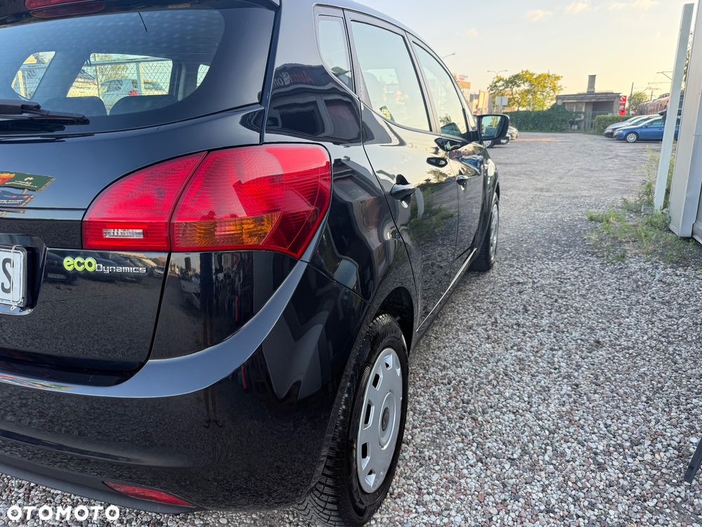 Kia Venga - 13