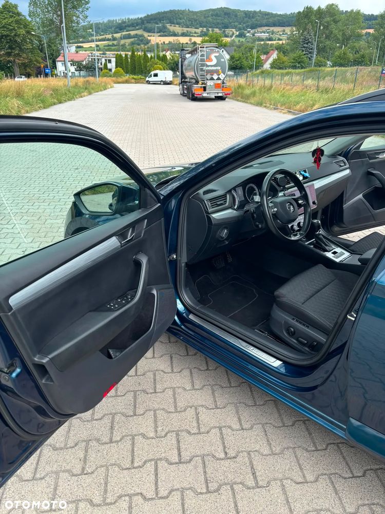Skoda Superb 2.0 TDI SCR Ambition DSG - 7