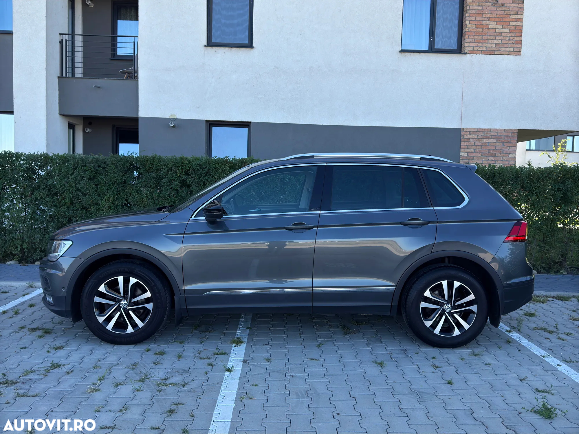 Volkswagen Tiguan - 21