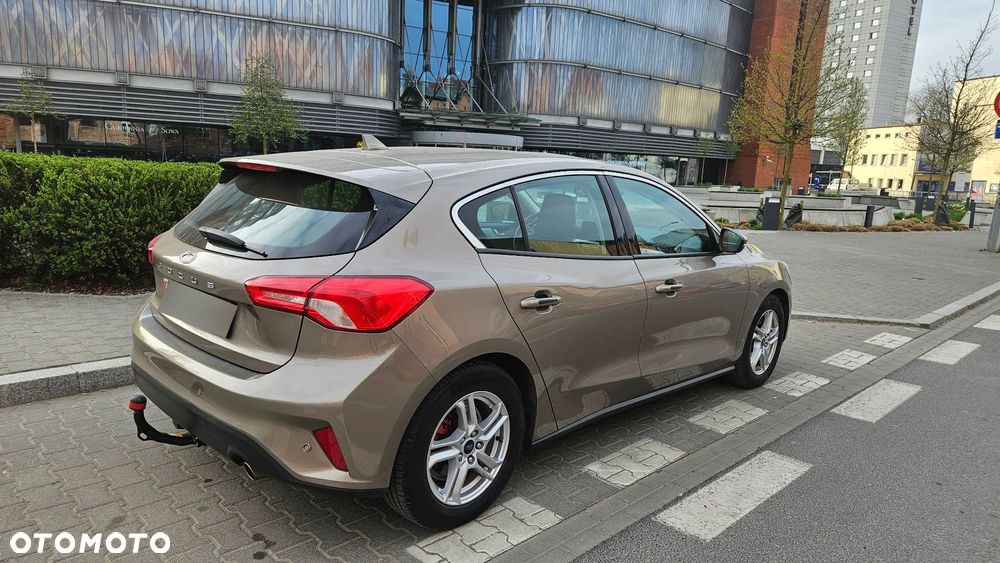 Ford Focus 1.0 EcoBoost Trend Edition Business - 10