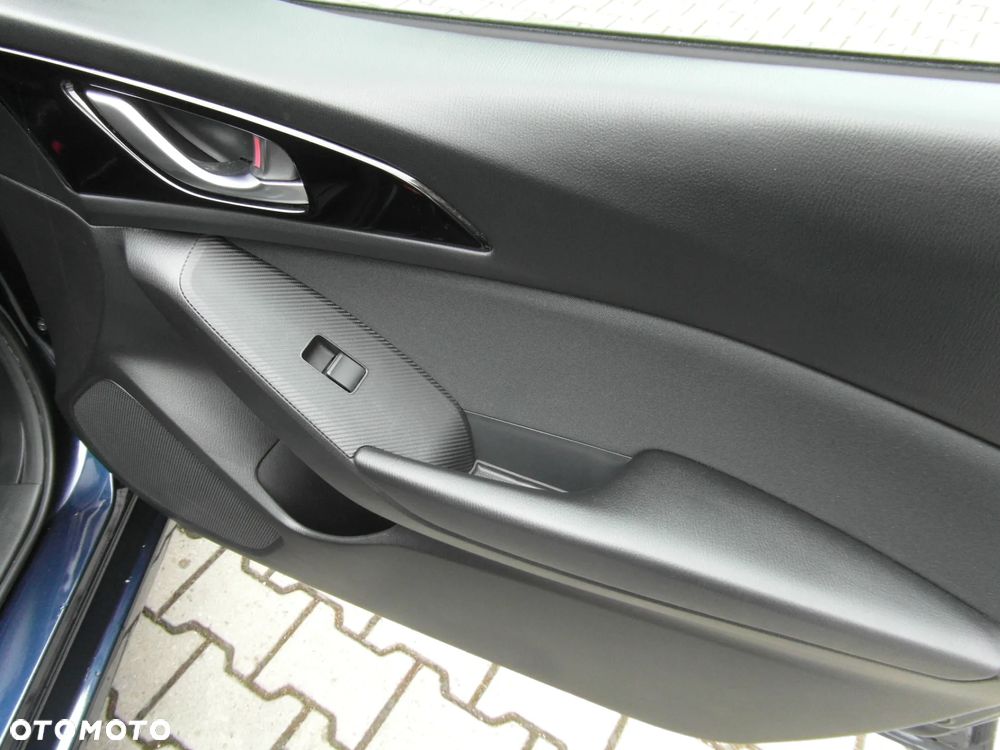 Mazda 3 SKYACTIV-G 120 Urban Limited - 31