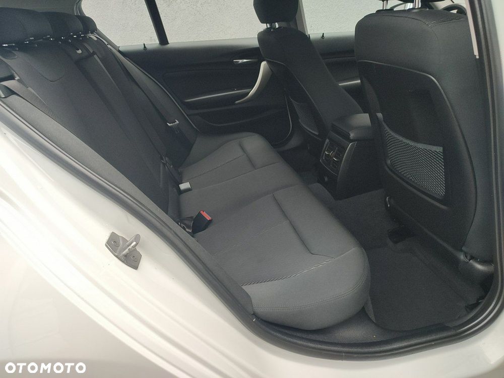 BMW Seria 1 118d xDrive Sport Line - 35