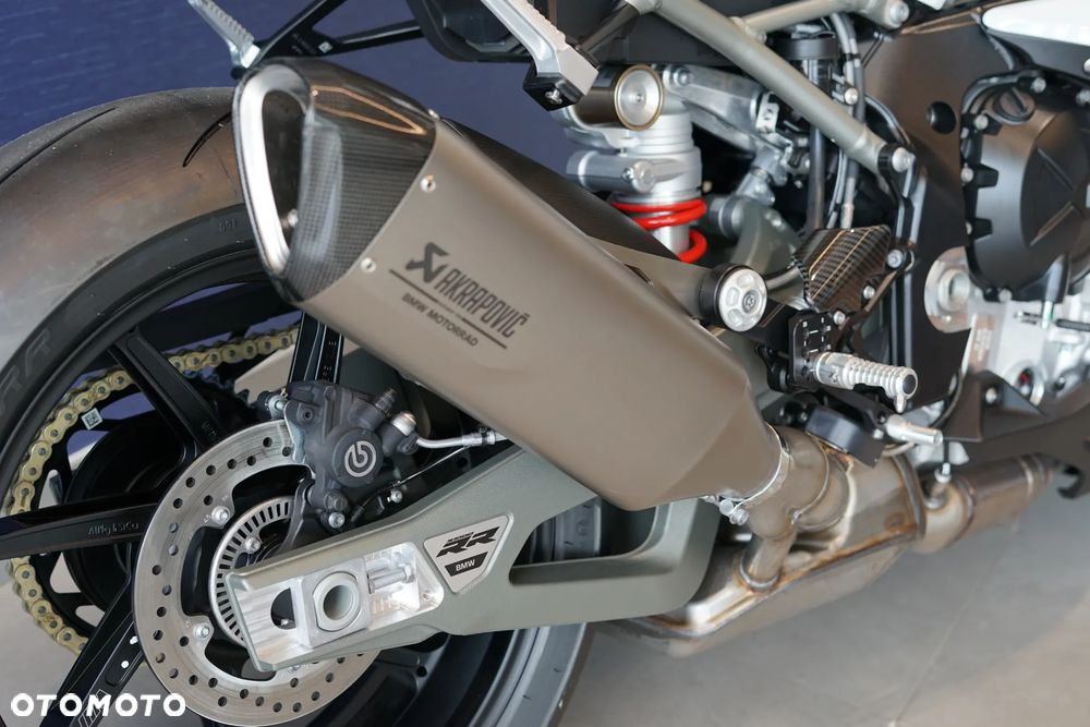 BMW S - 23